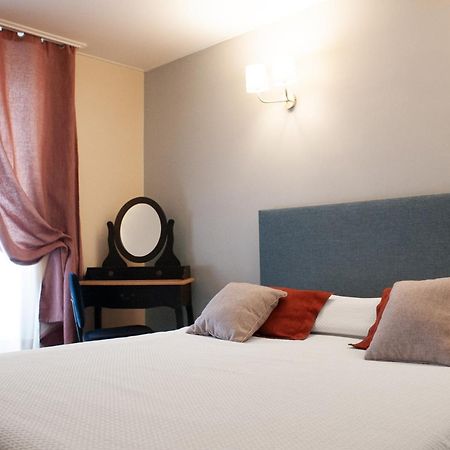 Hotel Du Mont Blanc Париж Экстерьер фото